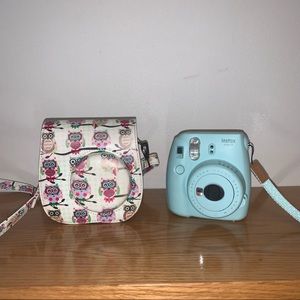 Instax mini 9 polaroid camera. Like new!